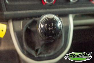 Volkswagen Transporter 2.0 TDI 75kW Airco L1H1 picture 11