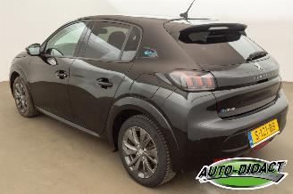 Peugeot e-208 EV 50 kWh Allure Pack picture 3