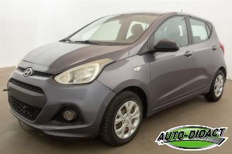 Coche accidentado Hyundai I-10 1.0 48kW Airco 80.087 km Cool 2015/4