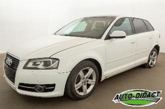 Coche accidentado Audi A3 1.6 TDI 77kW Clima Leder 2010/8