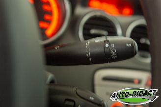 Peugeot 308 1.6 VTi Clima XS picture 16