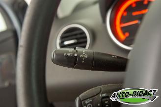 Peugeot 308 1.6 VTi Clima XS picture 15
