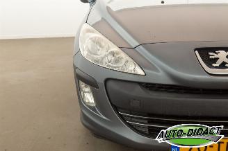 Peugeot 308 1.6 VTi Clima XS picture 33