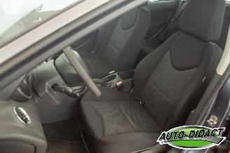 Peugeot 308 1.6 VTi Clima XS picture 26