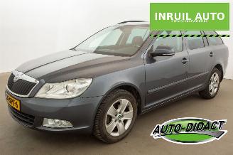 Avarii autoturisme Skoda Octavia 1.2 TSI Automaat Navi Clima Ambition Business Line 2011/11