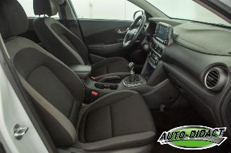 Hyundai Kona 1.0 Clima Camera 93.418 km picture 19