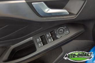 Ford Focus 1.0 EcoBoost Hybrid Navi Airco Titanium picture 14