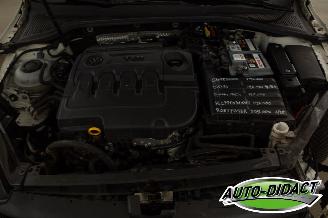 Volkswagen Golf 1.6 TDI Navi Clima Comfortline picture 35