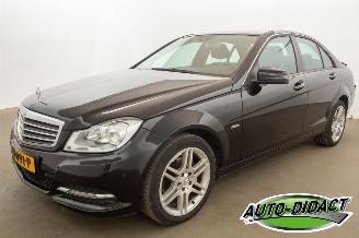uszkodzony samochody osobowe Mercedes C-klasse C180 Clima Navi 2011/9