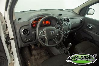 Dacia Lodgy 1.3 TCe 7p. Airco Navi Camera Comfort picture 24