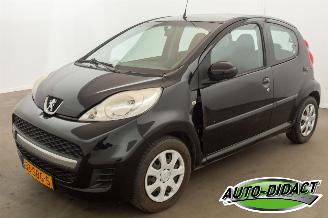 Peugeot 107 1.0-12V XS Airco picture 1