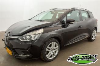 skadebil auto Renault Clio 0.9 TCe Navi Airco Zen 2017/3