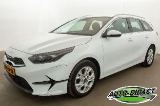 Schadeauto Kia Ceed 1.0 T-GDi Navi Camera Clima DynamicLine 2024/2