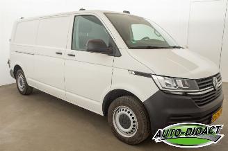 Volkswagen Transporter 2.0 TDI L2H1 Navi Airco picture 2