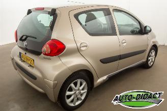 Toyota Aygo 1.0-12V Airco picture 4