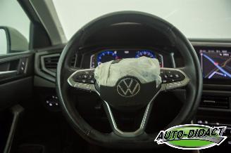Volkswagen Polo 1.0 TSI Automaat Pano  Digital Cockpit Navi IQ Life Edition picture 5