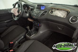 Ford Fiesta 1.0 65kP 111.342 km Airco Navi White Edition picture 16