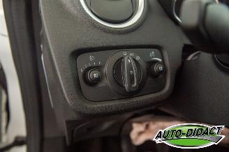 Ford Fiesta 1.0 65kP 111.342 km Airco Navi White Edition picture 13