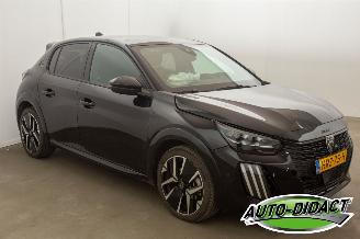 Peugeot 208 1.2 Hybrid Automaat 13.513 km NAP Navi Camera 110 e-DCS6 GT picture 2