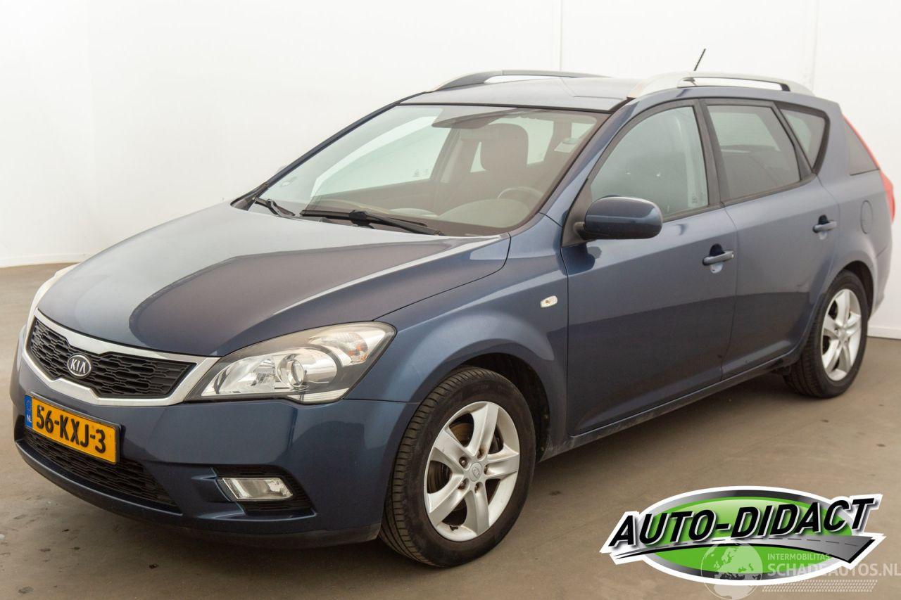 Kia Cee d 1.4 CVVT Navi Airco