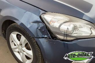 Kia Cee d 1.4 CVVT Navi Airco picture 21