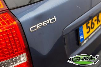 Kia Cee d 1.4 CVVT Navi Airco picture 24