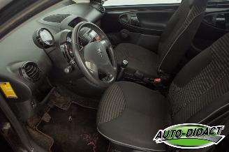 Peugeot 107 1.0 Airco Envy picture 15