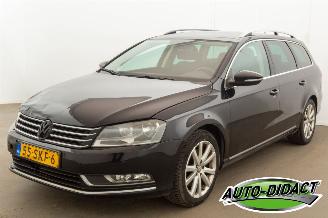 Auto incidentate Volkswagen Passat 1.4 TSI Automaat Clima Navi Comfortline BlueMotion 2011/10