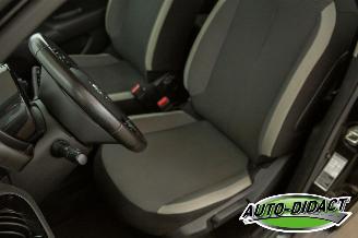 Toyota Aygo 1.0 VVT-i x-play 54.512 km Airco Camera picture 17