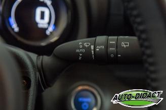 Toyota Yaris 1.5 Hybrid Automaat 24.725 km Navi Camera Clima picture 17