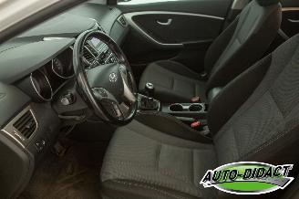 Hyundai I-30 1.4 Airco Leder picture 18