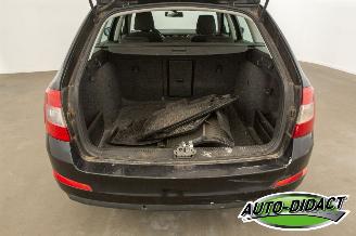 Skoda Octavia 1.6 TDI Clima Ambition picture 33