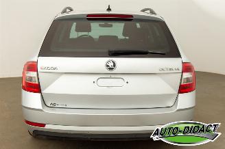 Skoda Octavia 1.6 TDI Automaat Navi Clima Ambition picture 35