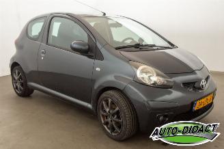 Toyota Aygo 1.0-12V Airco Comfort picture 2