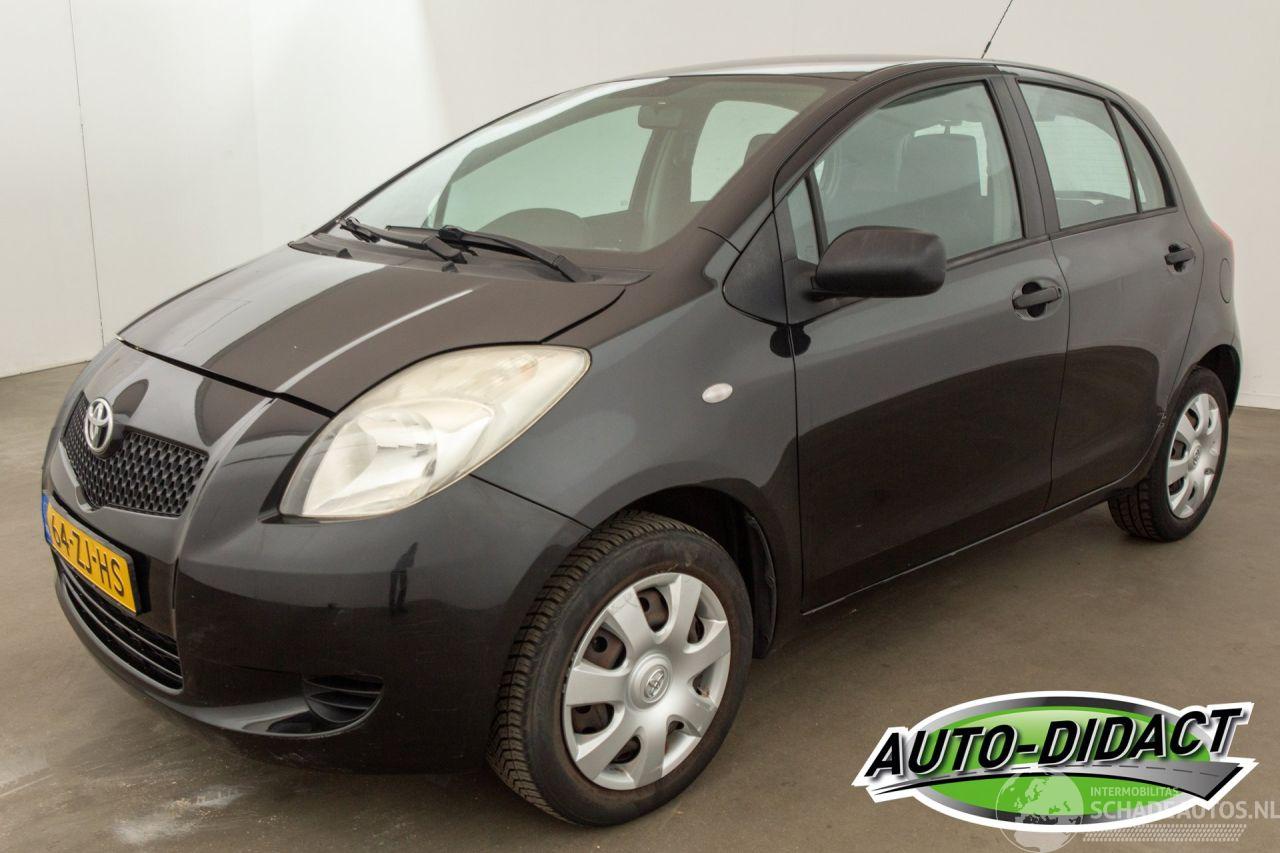 Toyota Yaris 1.0 VVT-i Airco Spirit