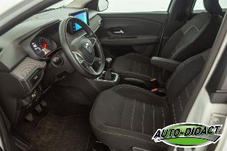 Dacia Sandero 1.0 TCe Airco Navi 90 Comfort picture 24
