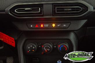 Dacia Sandero 1.0 TCe Airco Navi 90 Comfort picture 10