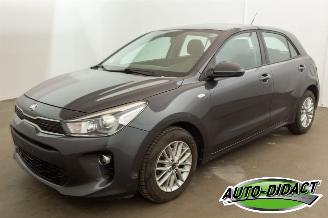 skadebil auto Kia Rio 1.0 Airco 110.739 km Carpas Active 2019/7