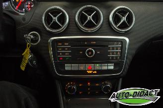 Mercedes A-klasse A180d Automaat Navi Camera Airco picture 11