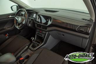 Volkswagen T-Cross 1.0 TSI Navi Camera Clima Life picture 19