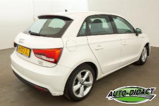 Audi A1 1.0 TFSI Airco picture 4
