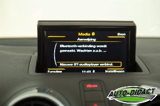 Audi A1 1.0 TFSI Airco picture 7