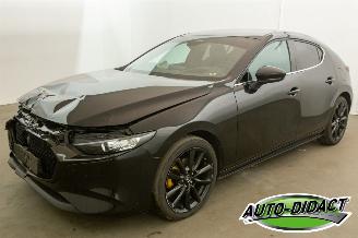 Damaged car Mazda 3 Automaat 64.913 KM Skyactiv 2024/9