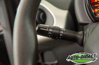 Peugeot 108 1.0 VTi Active Top picture 23