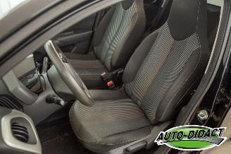 Peugeot 108 Cabrio 1.0 VTi Airco Active Top picture 23