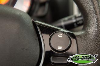 Peugeot 108 1.0 VTi Active Top picture 26