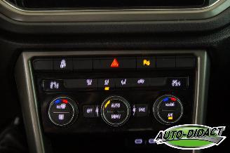 Volkswagen T-Roc 1.0 TSI Digi Dash Navi Camera Clima Style Business picture 10