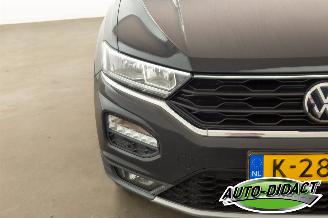 Volkswagen T-Roc 1.0 TSI Digi Dash Navi Camera Clima Style Business picture 31