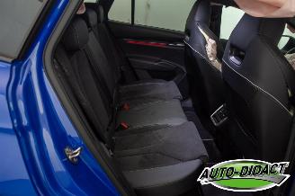 Skoda Elroq 82 kWh Automaat Navi Camera Sportline picture 24