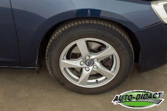 Volvo V-60 1.6 T3 Automaat Navi Clima Momentum picture 33